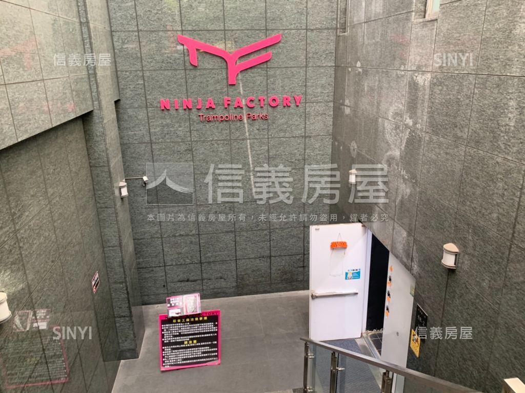 近捷運市政府站大坪數店面房屋室內格局與周邊環境