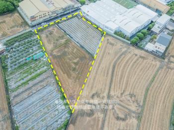 近社頭果菜市場臨路農地
