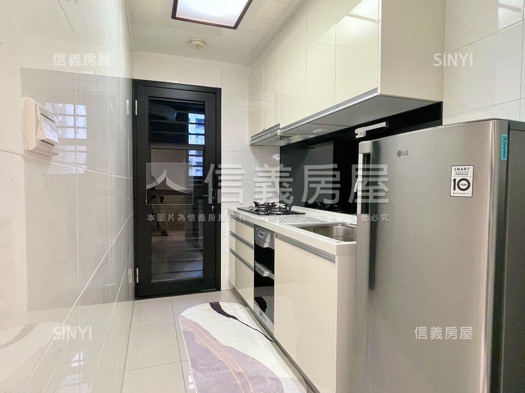 荷雅精緻生活兩房房屋室內格局與周邊環境