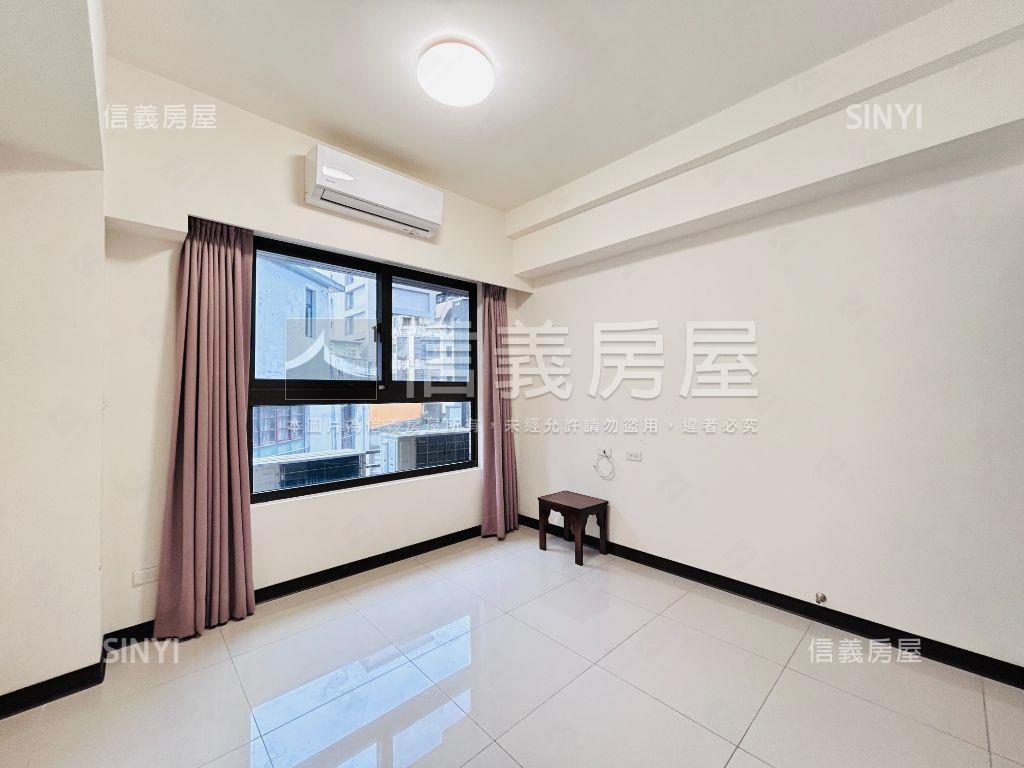 近未來捷運站精美兩房房屋室內格局與周邊環境