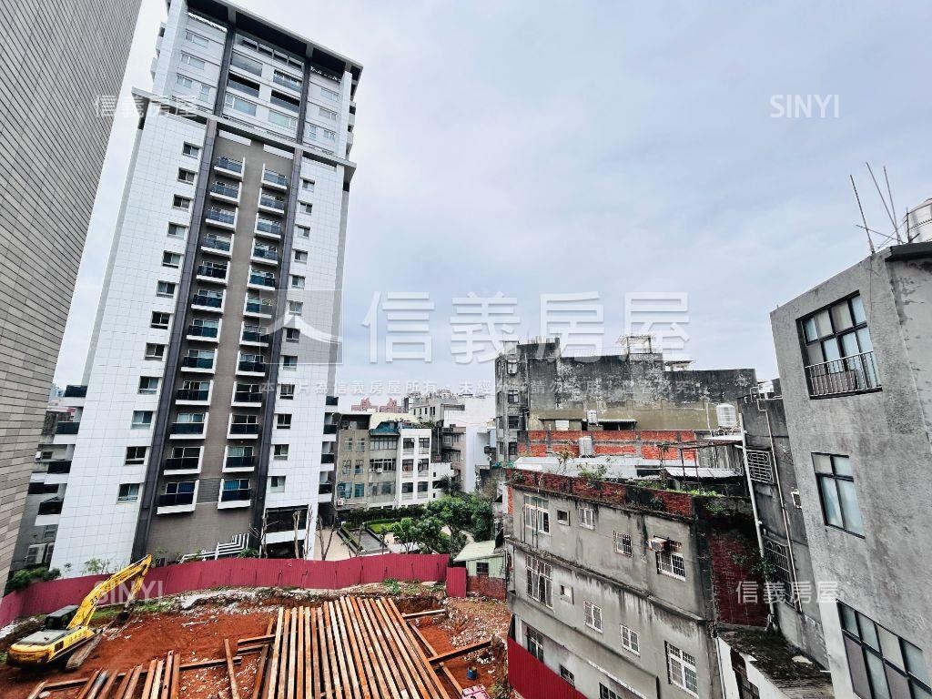 近未來捷運站精美兩房房屋室內格局與周邊環境