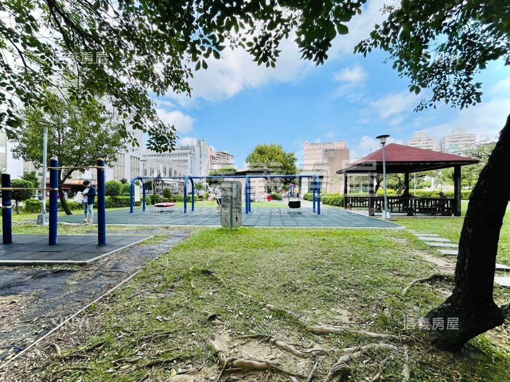 北平商圈邊間大空間透天房屋室內格局與周邊環境