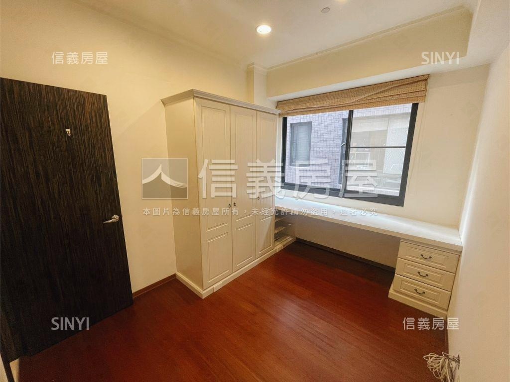 鄉林夏都兩房兩衛房屋室內格局與周邊環境