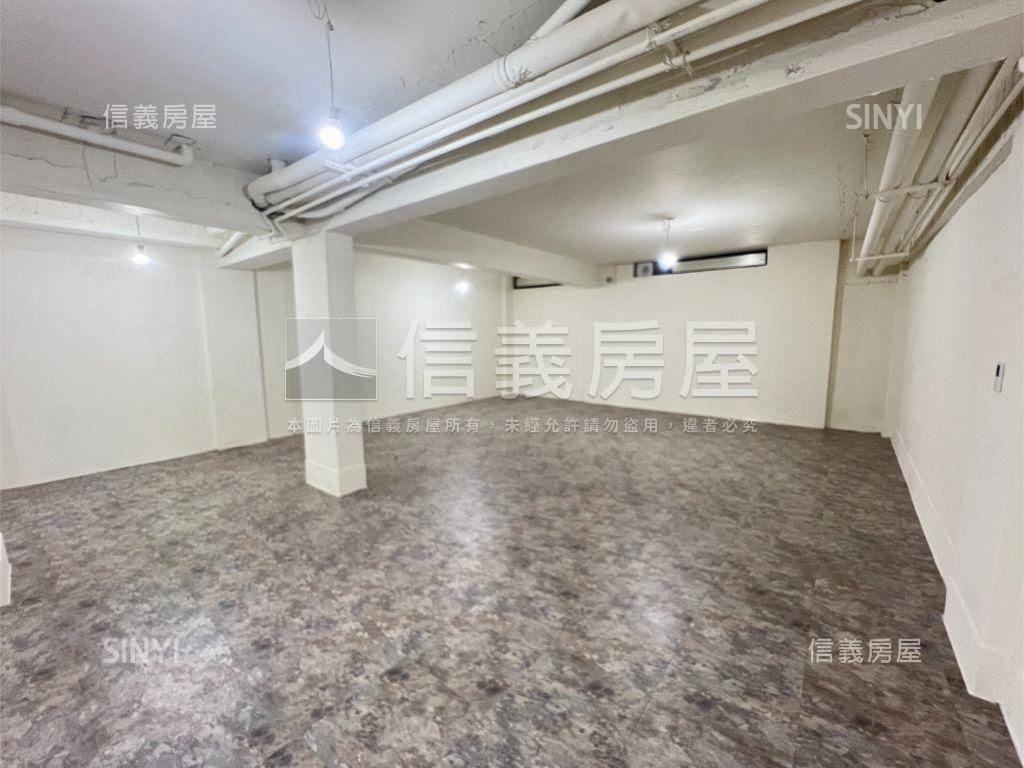 謄本商業用店面房屋室內格局與周邊環境