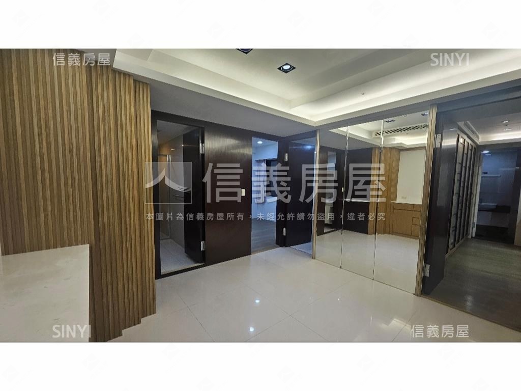 新富邑高樓景觀房屋室內格局與周邊環境