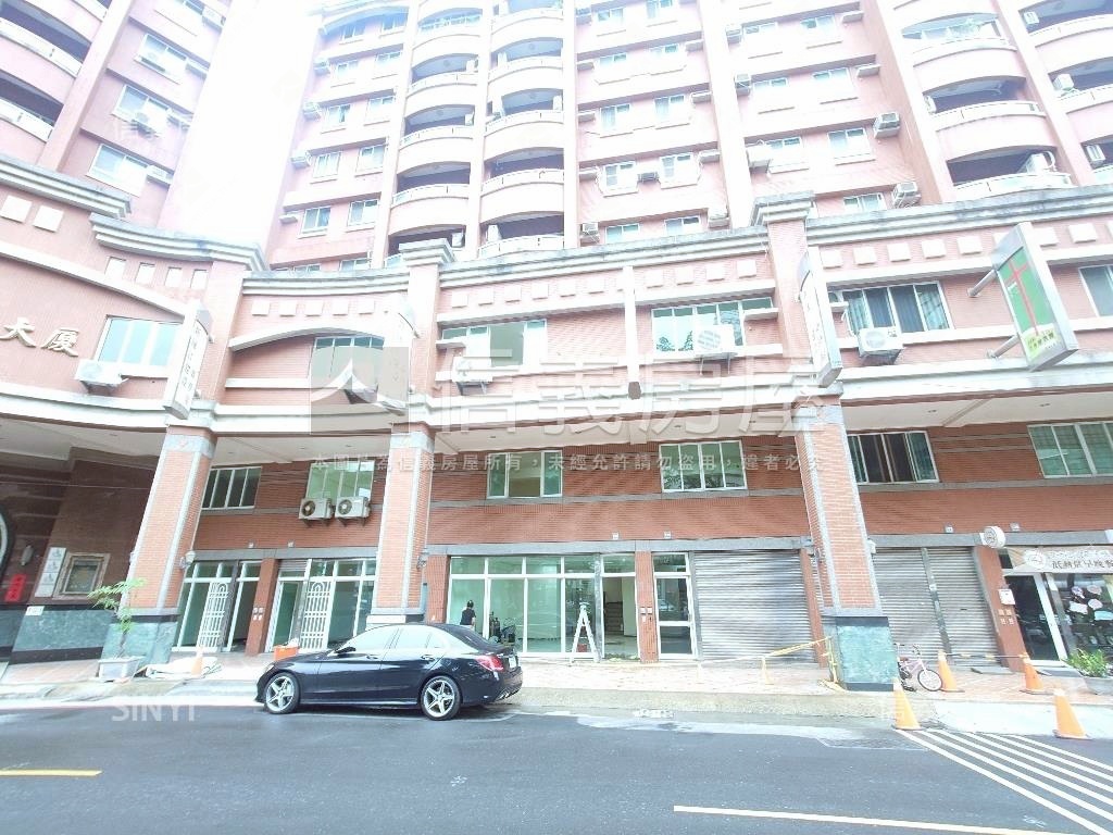 面公園含平車店住房屋室內格局與周邊環境