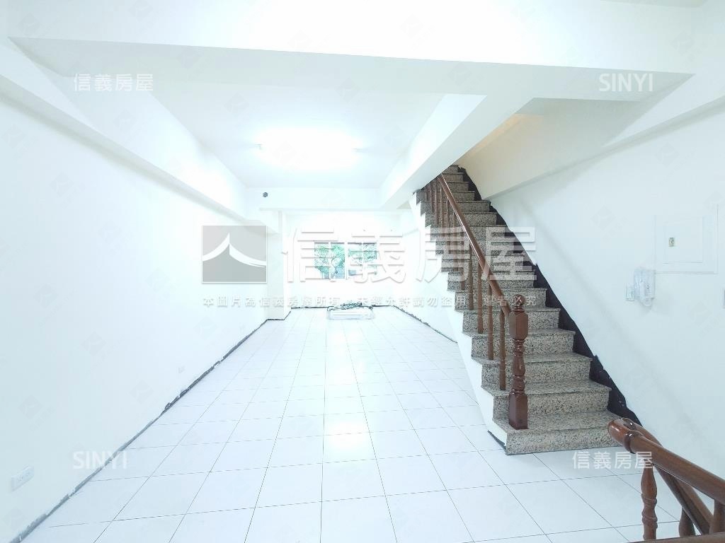 面公園含平車店住房屋室內格局與周邊環境