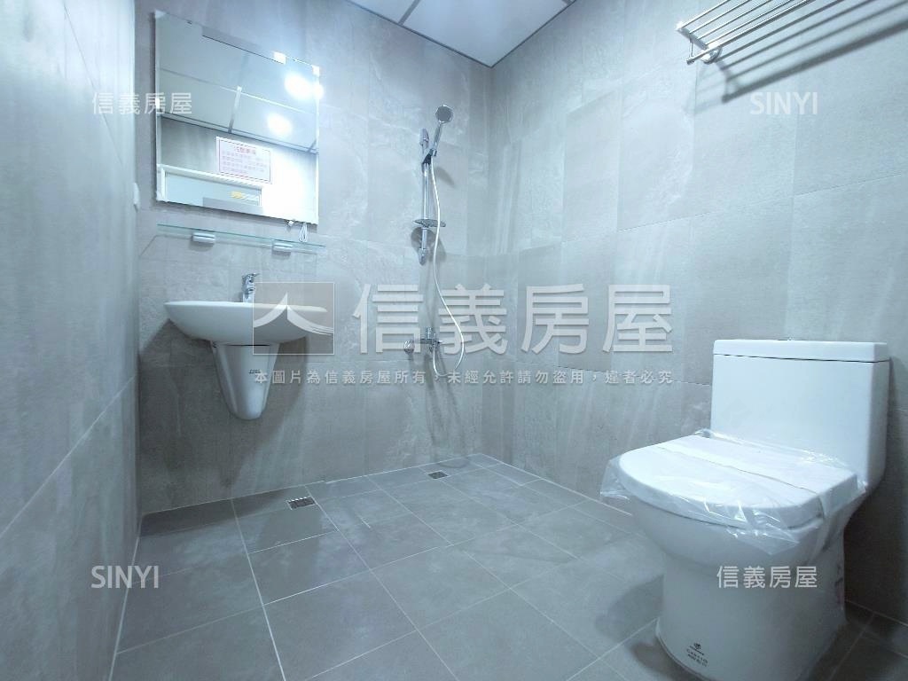 面公園含平車店住房屋室內格局與周邊環境