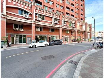 面公園含平車店住