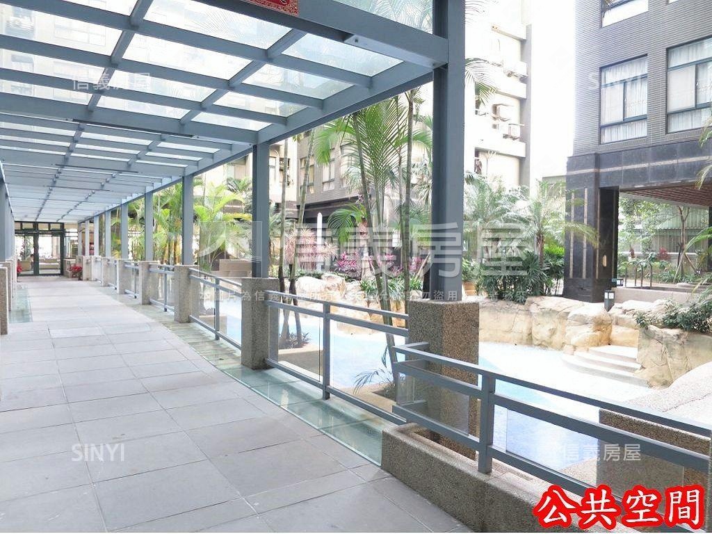 稀有ＩＣＯＭＥ高樓＋車位房屋室內格局與周邊環境