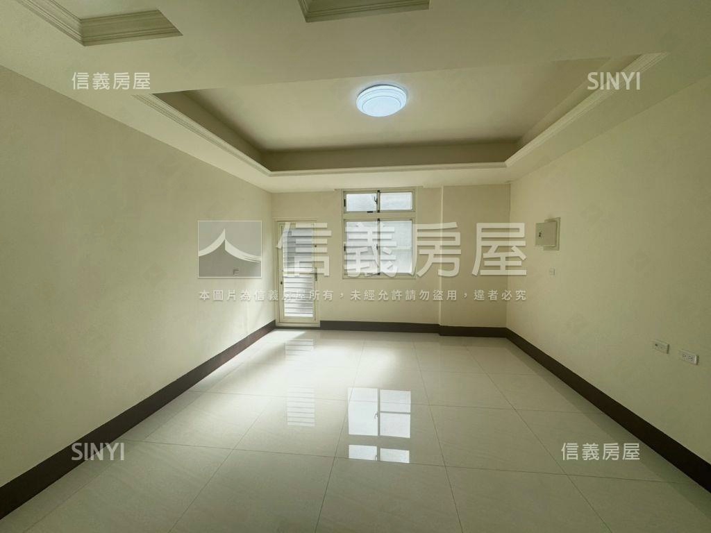 近１４期好停車停孝親透天房屋室內格局與周邊環境