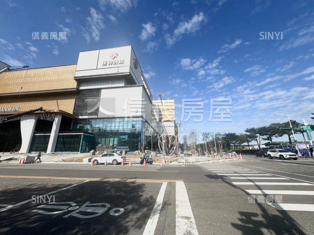 近１４期好停車停孝親透天房屋室內格局與周邊環境