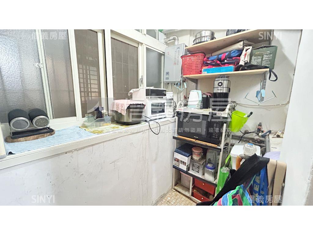 尊賢三樓方正屋況佳房屋室內格局與周邊環境