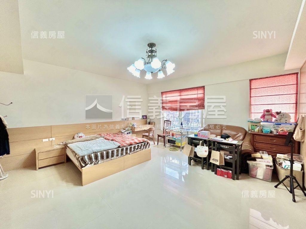 新埔社區豪華透天房屋室內格局與周邊環境