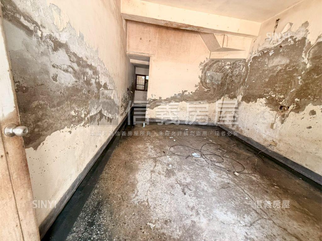 南區金華路一段透天房屋室內格局與周邊環境