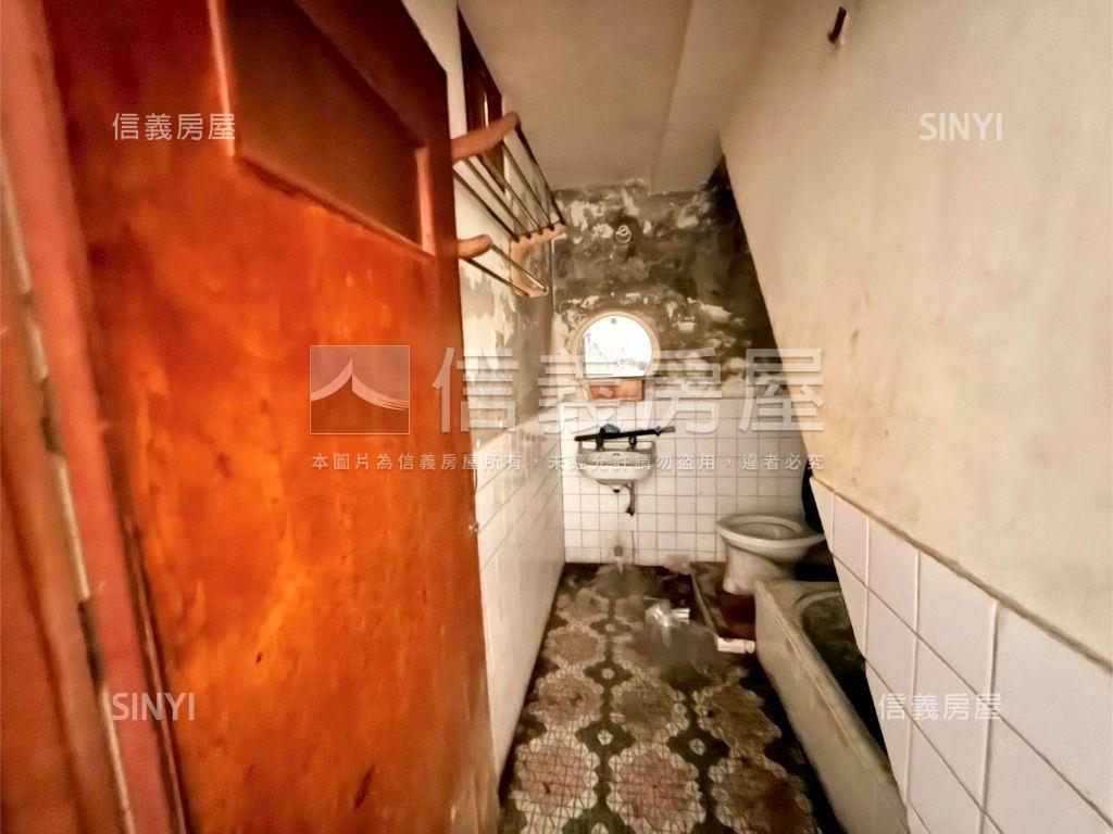 南區金華路一段透天房屋室內格局與周邊環境