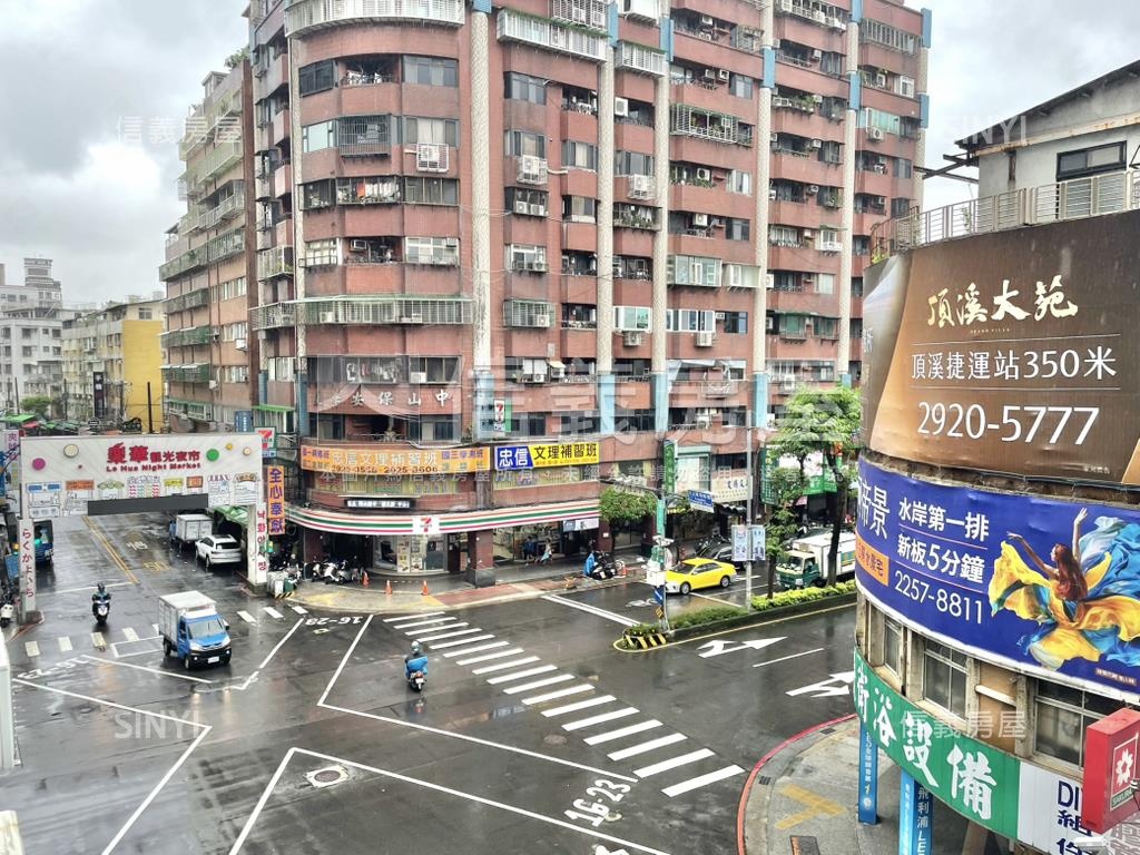 永和市中心稀有兩空間房屋室內格局與周邊環境
