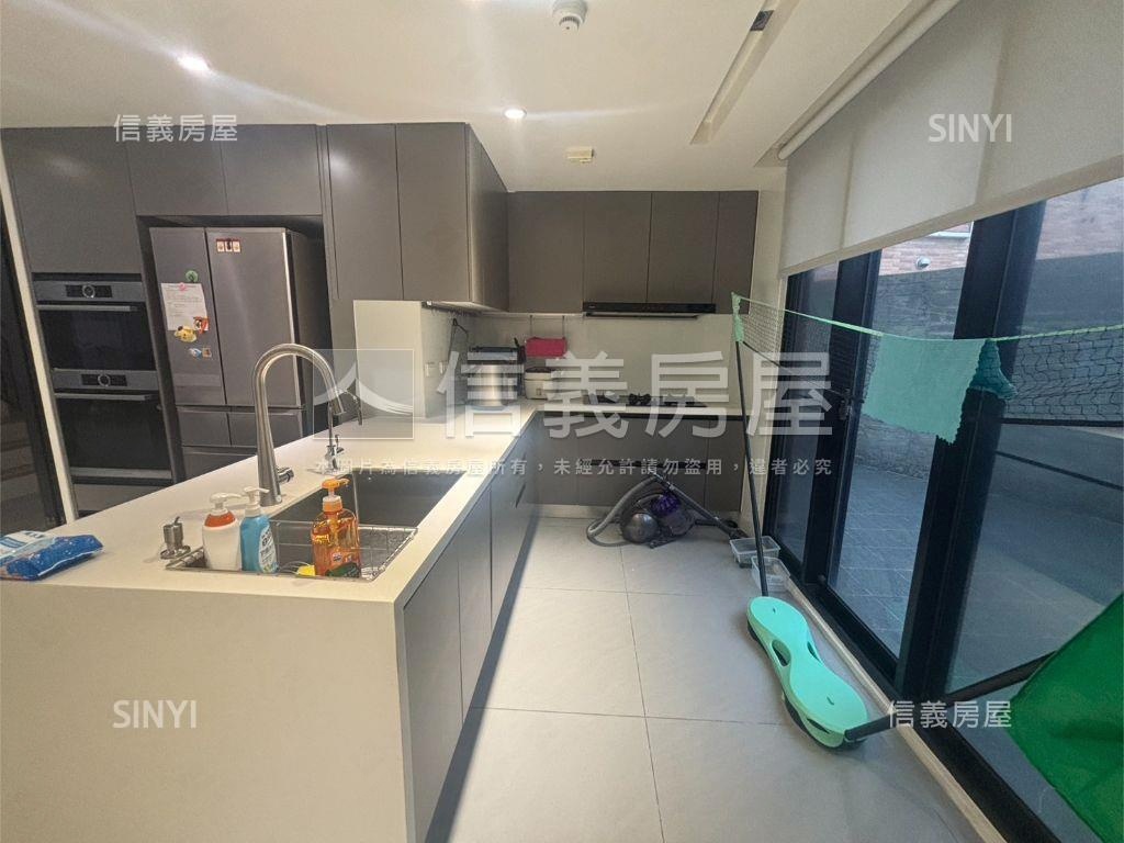 登臨意豪宅社區透天房屋室內格局與周邊環境