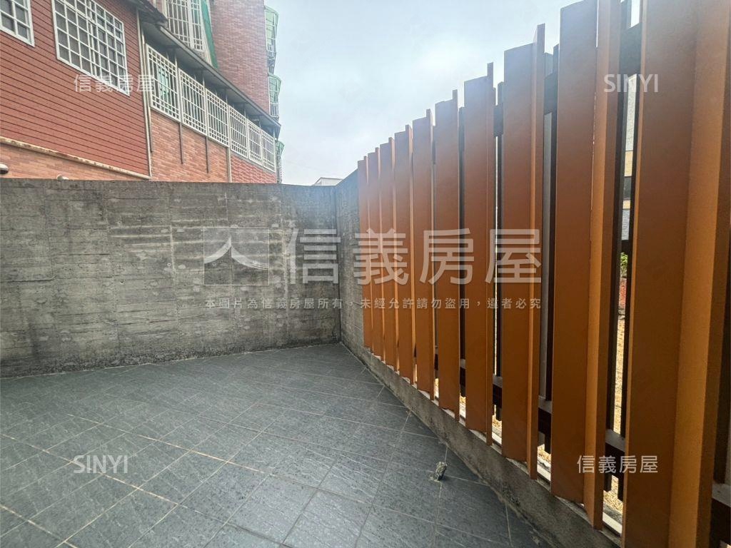 登臨意豪宅社區透天房屋室內格局與周邊環境