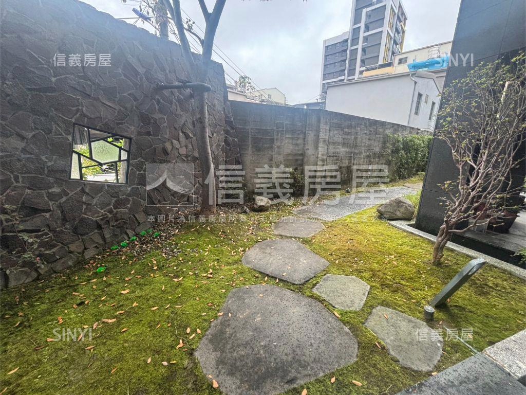 登臨意豪宅社區透天房屋室內格局與周邊環境