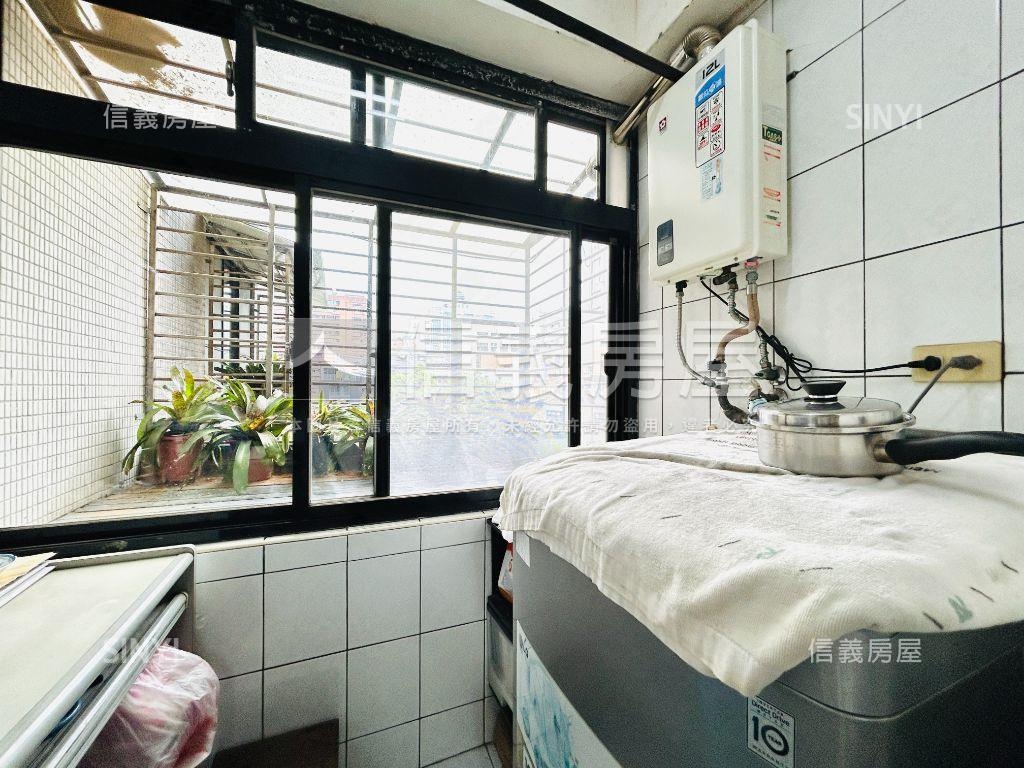 宜居台北興安國宅３房美宅房屋室內格局與周邊環境
