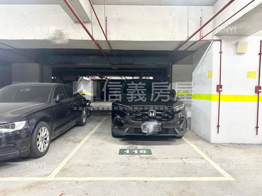 高樓層採光雙平車樓中樓房屋室內格局與周邊環境