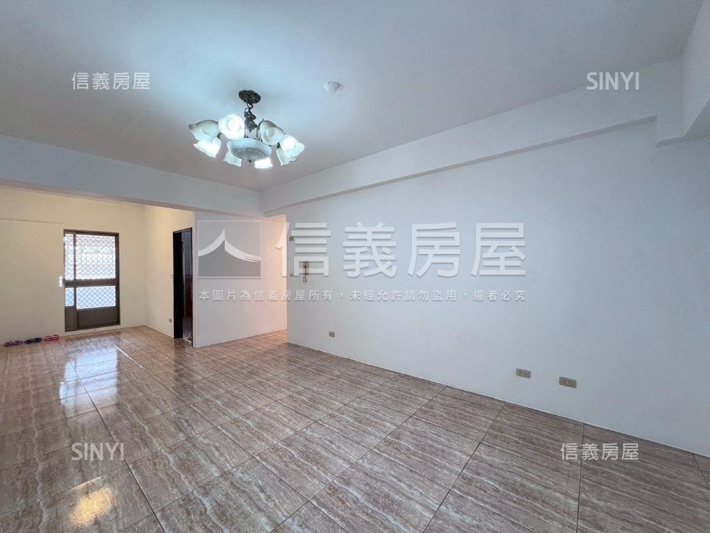 桂林之星四房車位房屋室內格局與周邊環境