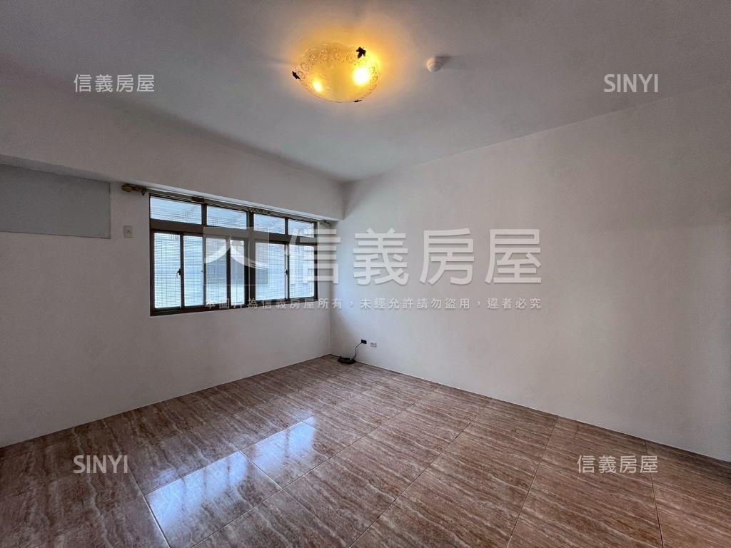 桂林之星四房車位房屋室內格局與周邊環境