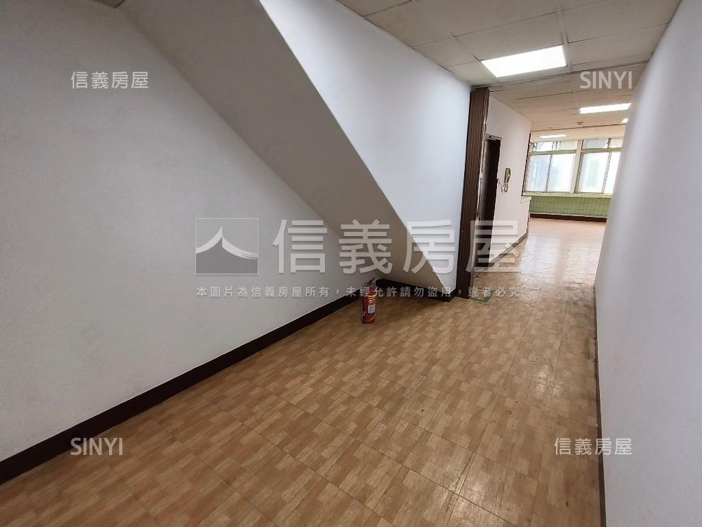 臨路古意老街二樓美寓房屋室內格局與周邊環境