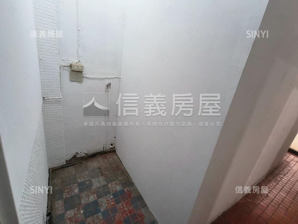 臨路古意老街二樓美寓房屋室內格局與周邊環境