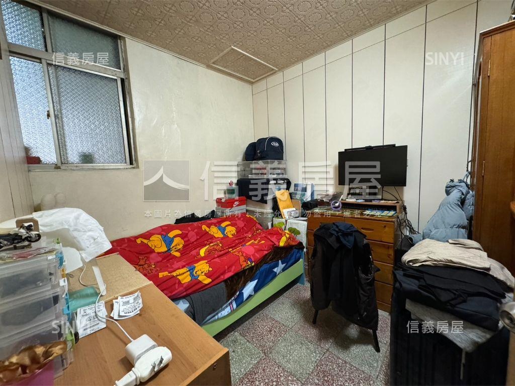 近Ａ２１陽光美透天房屋室內格局與周邊環境