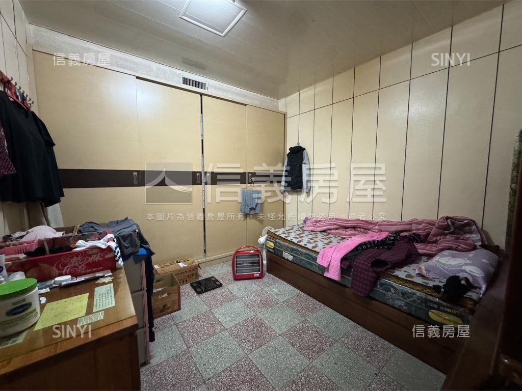近Ａ２１陽光美透天房屋室內格局與周邊環境