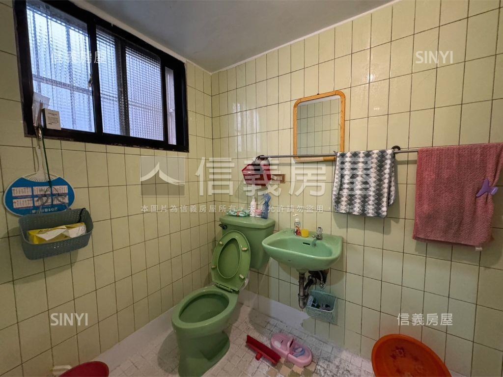 近Ａ２１陽光美透天房屋室內格局與周邊環境