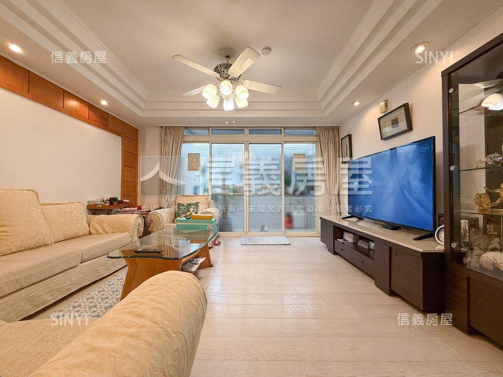 【邊間】世貿三興精美二樓房屋室內格局與周邊環境