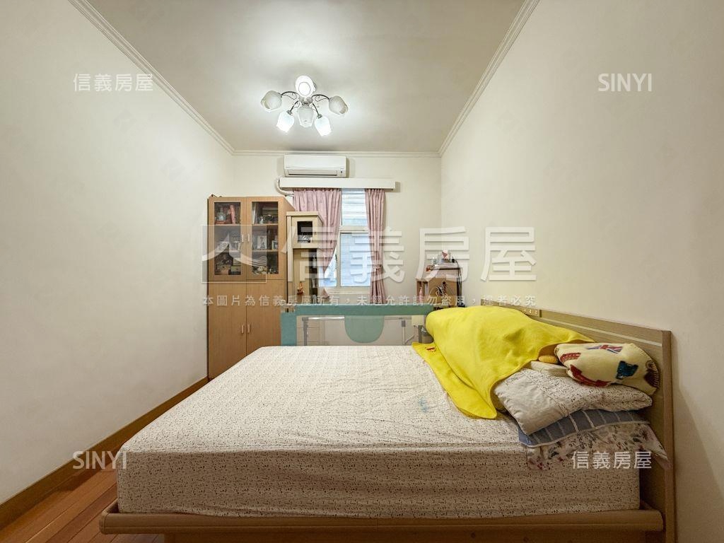 【邊間】世貿三興精美二樓房屋室內格局與周邊環境