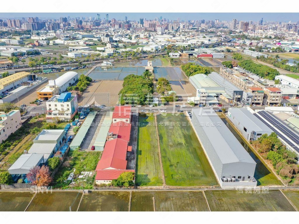 誠售正大里路臨路百坪農地房屋室內格局與周邊環境