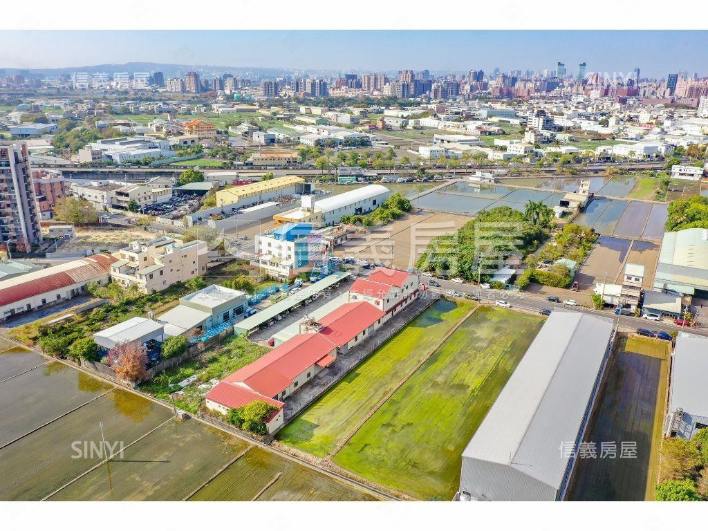 誠售正大里路臨路百坪農地房屋室內格局與周邊環境