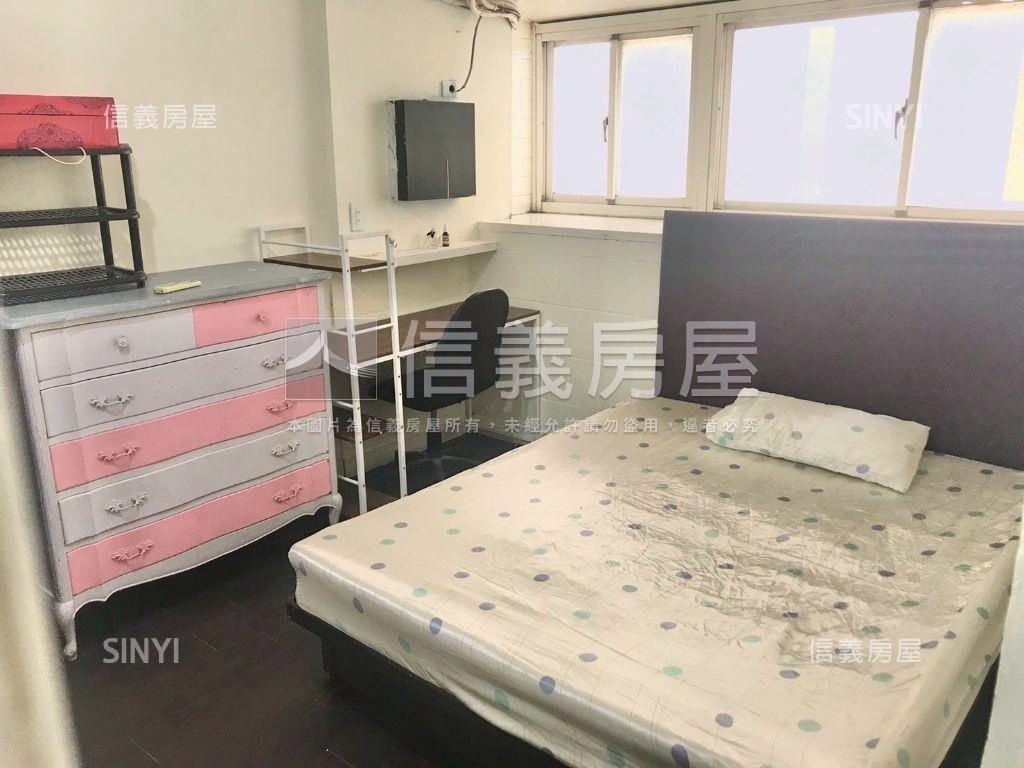 景秀大廈．帝王頂樓房屋室內格局與周邊環境