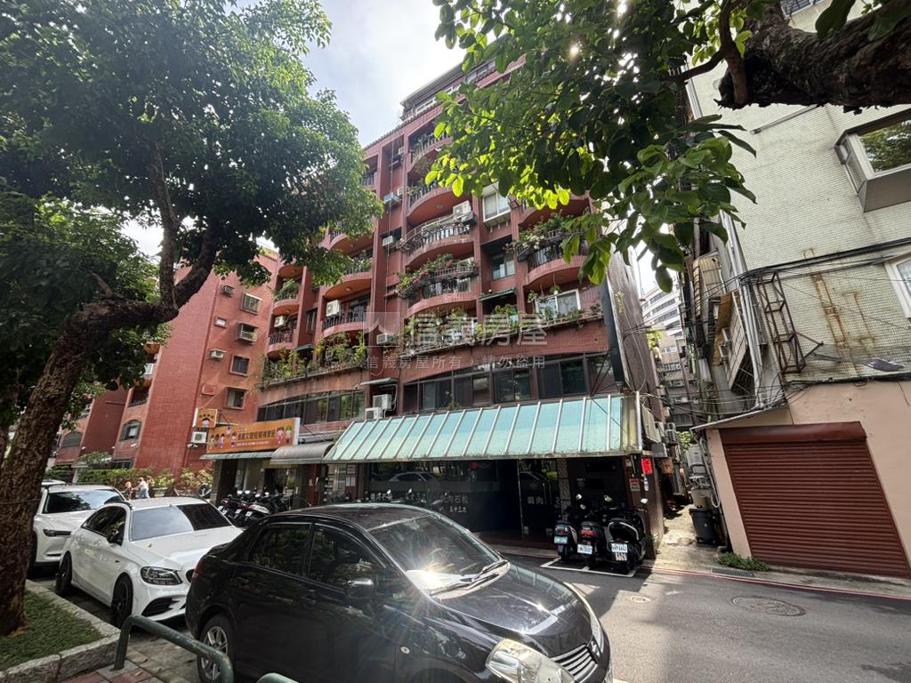 南京東路三段稀有金店房屋室內格局與周邊環境