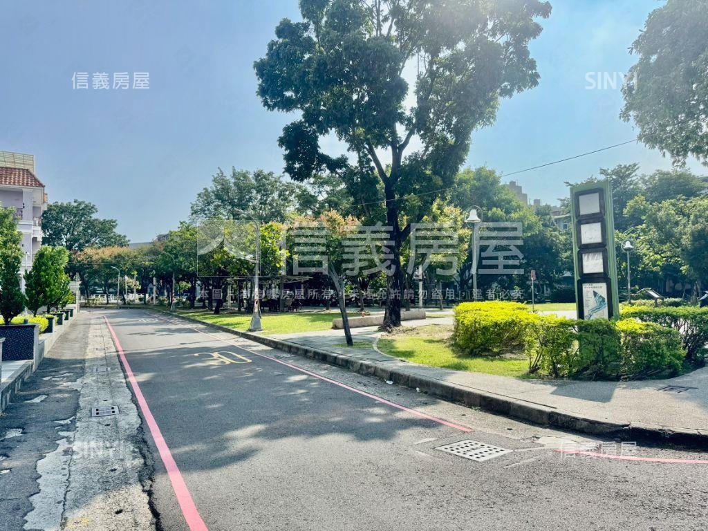 文藻綠園道面公園美宅平車房屋室內格局與周邊環境