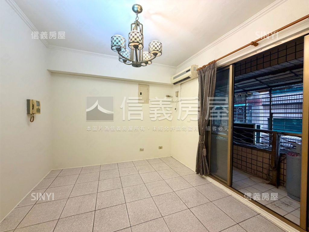 亞東捷運公園旁邊間兩房房屋室內格局與周邊環境