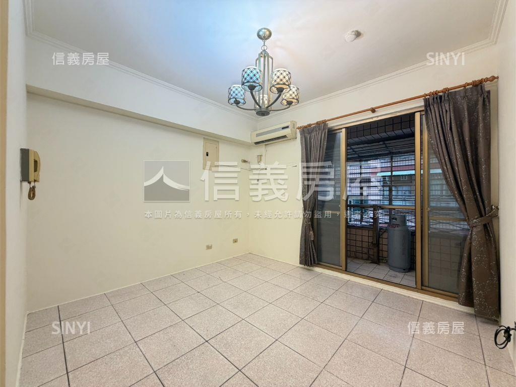 亞東捷運公園旁邊間兩房房屋室內格局與周邊環境