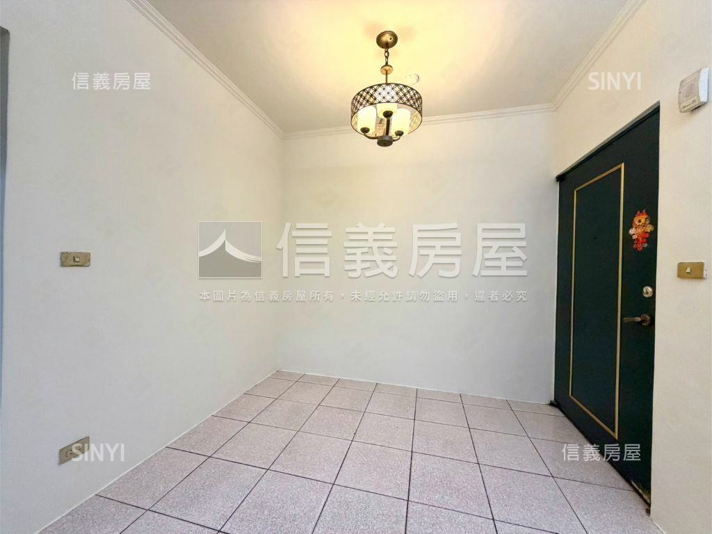 亞東捷運公園旁邊間兩房房屋室內格局與周邊環境