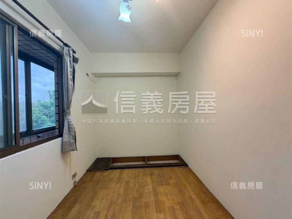 亞東捷運公園旁邊間兩房房屋室內格局與周邊環境