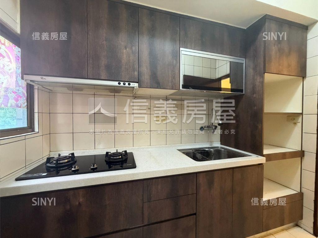 亞東捷運公園旁邊間兩房房屋室內格局與周邊環境