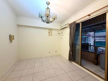 亞東捷運公園旁邊間兩房