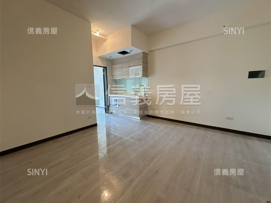 快樂王國全新三房車位房屋室內格局與周邊環境