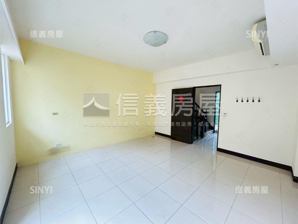 近好市多面寬別墅房屋室內格局與周邊環境
