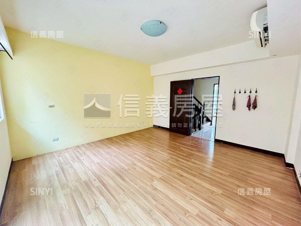 近好市多面寬別墅房屋室內格局與周邊環境