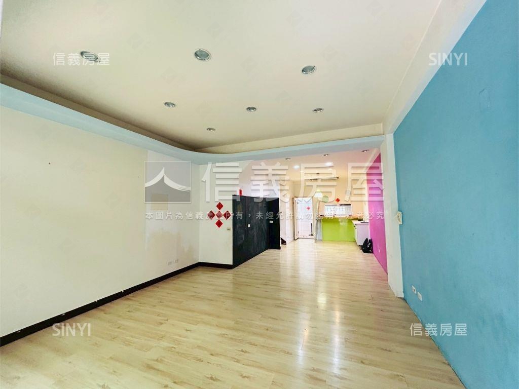 近好市多面寬別墅房屋室內格局與周邊環境